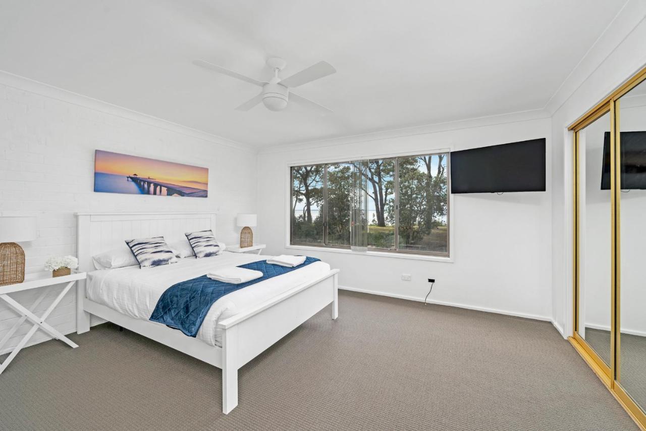 Husky 56 Beachfront Villa'S - Great Location On The Beach Huskisson Eksteriør billede