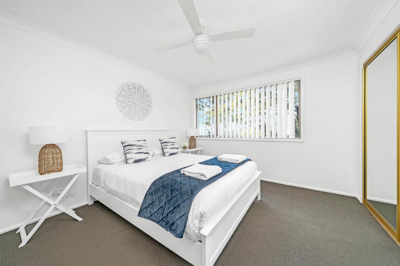 Husky 56 Beachfront Villa'S - Great Location On The Beach Huskisson Eksteriør billede