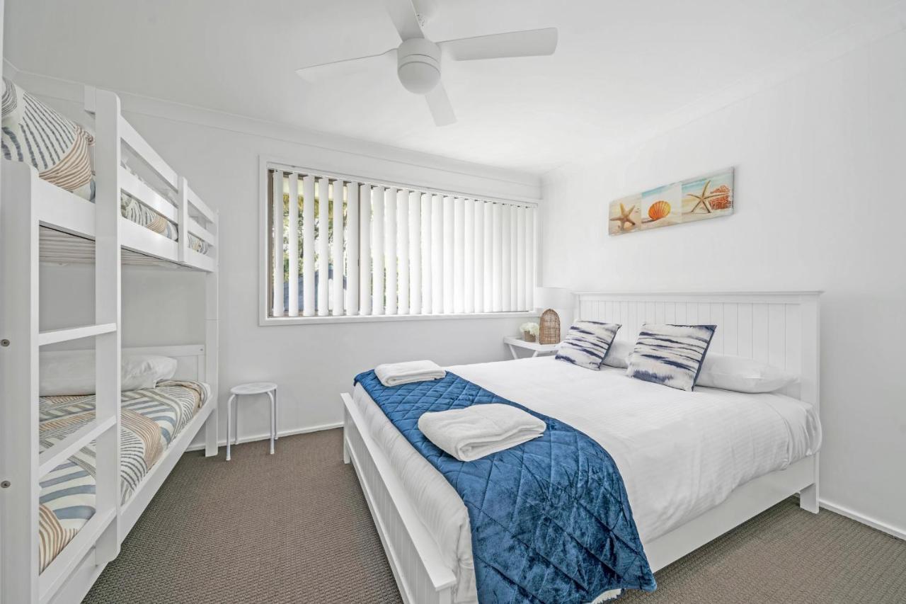 Husky 56 Beachfront Villa'S - Great Location On The Beach Huskisson Eksteriør billede